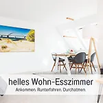 Casa Ueberall - Ruhige Dg-ferienwohnung Fuer 2 Erwachsene In Burg - Balkon Mit Abendsonne, Hochwertige Ausstattung, Ueberdachter E-bike-stellplatz, Naehe Zur Altstadt & Restaurants Appartamento