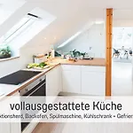 Casa Ueberall - Ruhige Dg-ferienwohnung Fuer 2 Erwachsene In Burg - Balkon Mit Abendsonne, Hochwertige Ausstattung, Ueberdachter E-bike-stellplatz, Naehe Zur Altstadt & Restaurants * Fehmarn