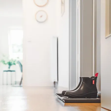 Casa Ueberall - Ruhige Dg-ferienwohnung Fuer 2 Erwachsene In Burg - Balkon Mit Abendsonne, Hochwertige Ausstattung, Ueberdachter E-bike-stellplatz, Naehe Zur Altstadt & Restaurants