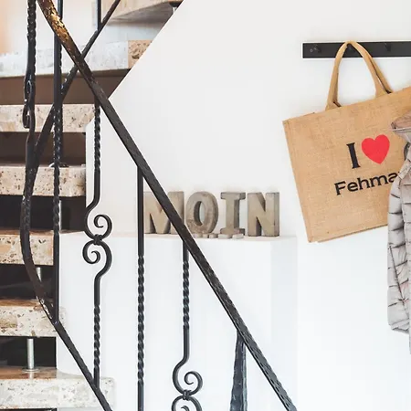 Casa Ueberall - Ruhige Dg-ferienwohnung Fuer 2 Erwachsene In Burg - Balkon Mit Abendsonne, Hochwertige Ausstattung, Ueberdachter E-bike-stellplatz, Naehe Zur Altstadt & Restaurants Διαμέρισμα *