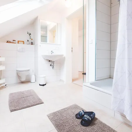 דירה Casa Ueberall - Ruhige Dg-ferienwohnung Fuer 2 Erwachsene In Burg - Balkon Mit Abendsonne, Hochwertige Ausstattung, Ueberdachter E-bike-stellplatz, Naehe Zur Altstadt & Restaurants