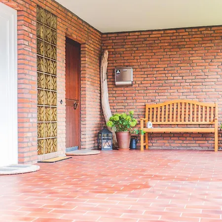 Casa Ueberall - Ruhige Dg-ferienwohnung Fuer 2 Erwachsene In Burg - Balkon Mit Abendsonne, Hochwertige Ausstattung, Ueberdachter E-bike-stellplatz, Naehe Zur Altstadt & Restaurants דירה פהמארן