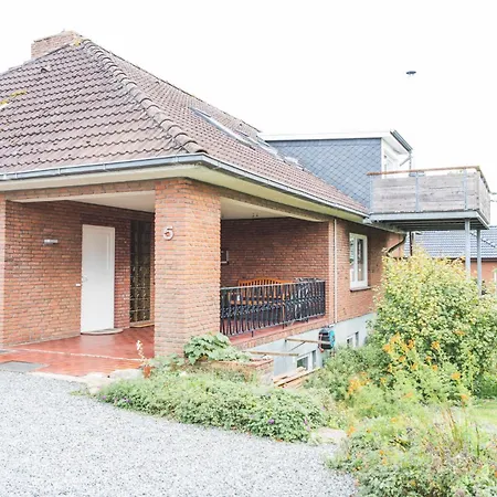 Διαμέρισμα Casa Ueberall - Ruhige Dg-ferienwohnung Fuer 2 Erwachsene In Burg - Balkon Mit Abendsonne, Hochwertige Ausstattung, Ueberdachter E-bike-stellplatz, Naehe Zur Altstadt & Restaurants Φέμαρν