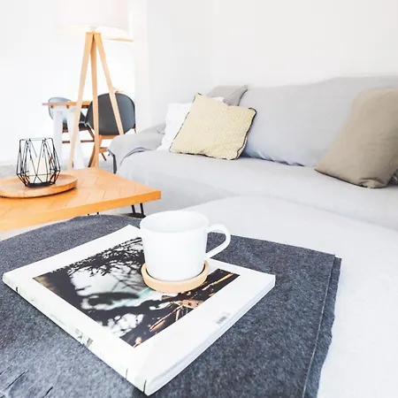 Casa Ueberall - Ruhige Dg-ferienwohnung Fuer 2 Erwachsene In Burg - Balkon Mit Abendsonne, Hochwertige Ausstattung, Ueberdachter E-bike-stellplatz, Naehe Zur Altstadt & Restaurants * Φέμαρν