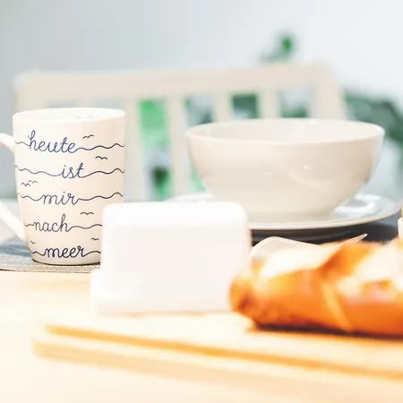 Casa Ueberall - Ruhige Dg-ferienwohnung Fuer 2 Erwachsene In Burg - Balkon Mit Abendsonne, Hochwertige Ausstattung, Ueberdachter E-bike-stellplatz, Naehe Zur Altstadt & Restaurants דירה