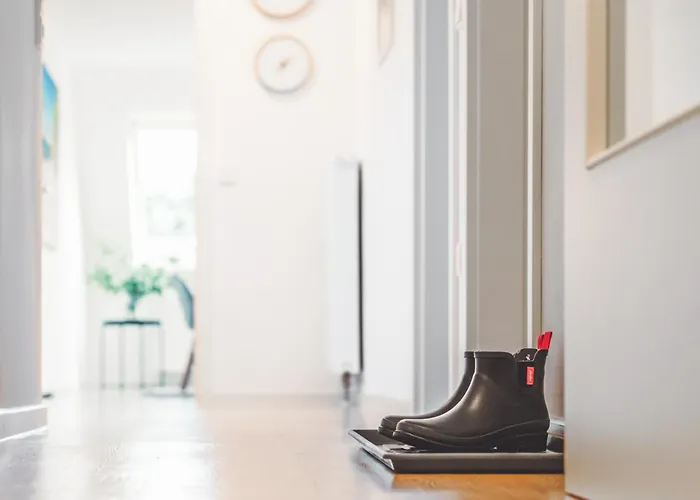 Appartement Casa Ueberall - Ruhige Dg-ferienwohnung Fuer 2 Erwachsene In Burg - Balkon Mit Abendsonne, Hochwertige Ausstattung, Ueberdachter E-bike-stellplatz, Naehe Zur Altstadt & Restaurants *